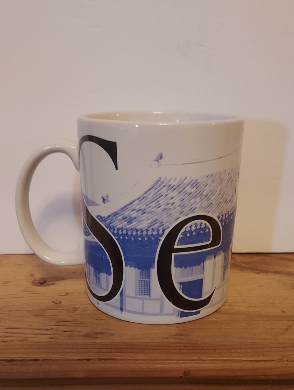Starbucks 16 oz. Seoul City Mug Collector Series Coffee Mug Korea